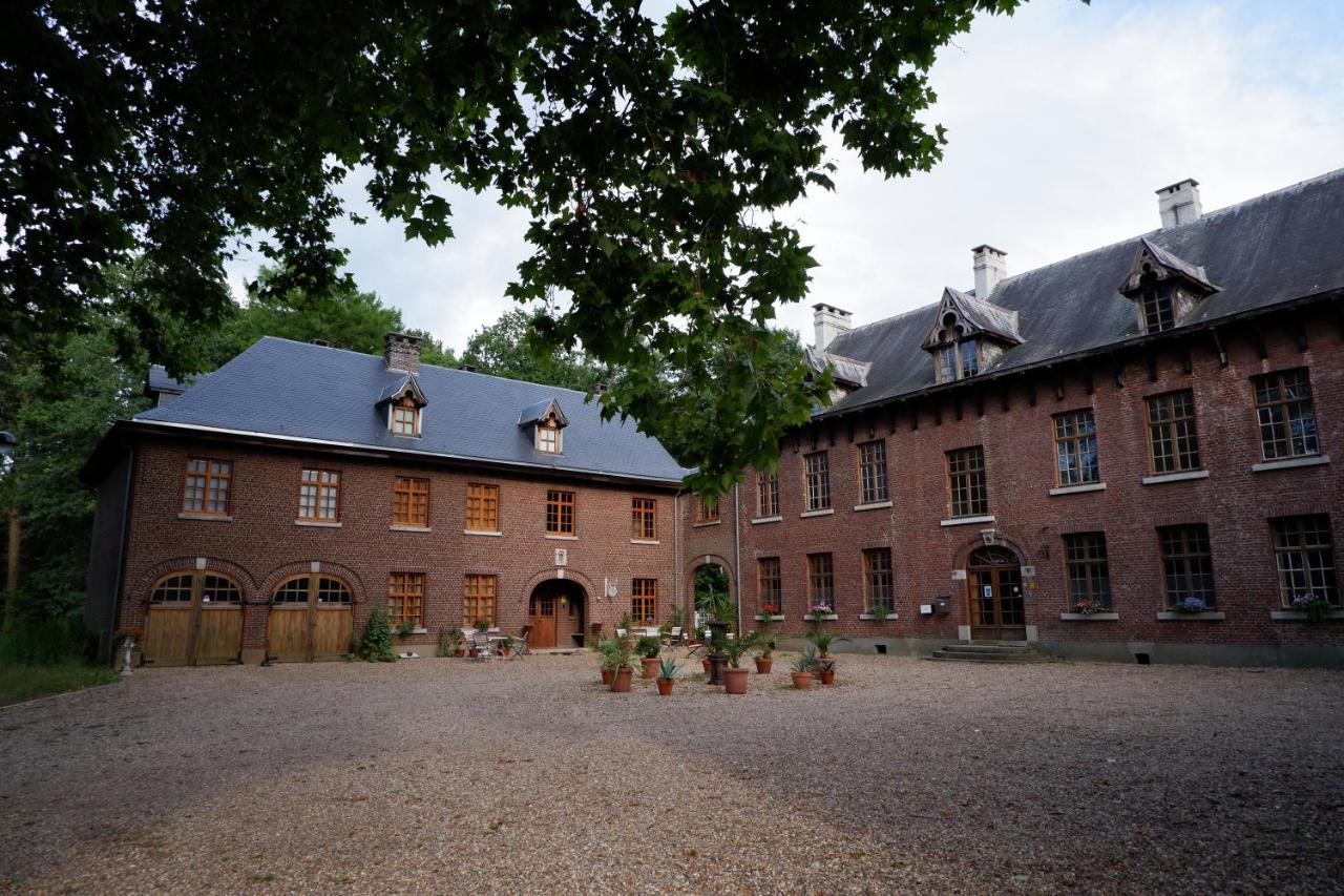 Het Domherenhuis Heusden-Zolder Buitenkant foto
