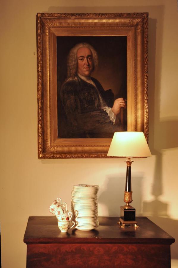 Het Domherenhuis Heusden-Zolder Buitenkant foto
