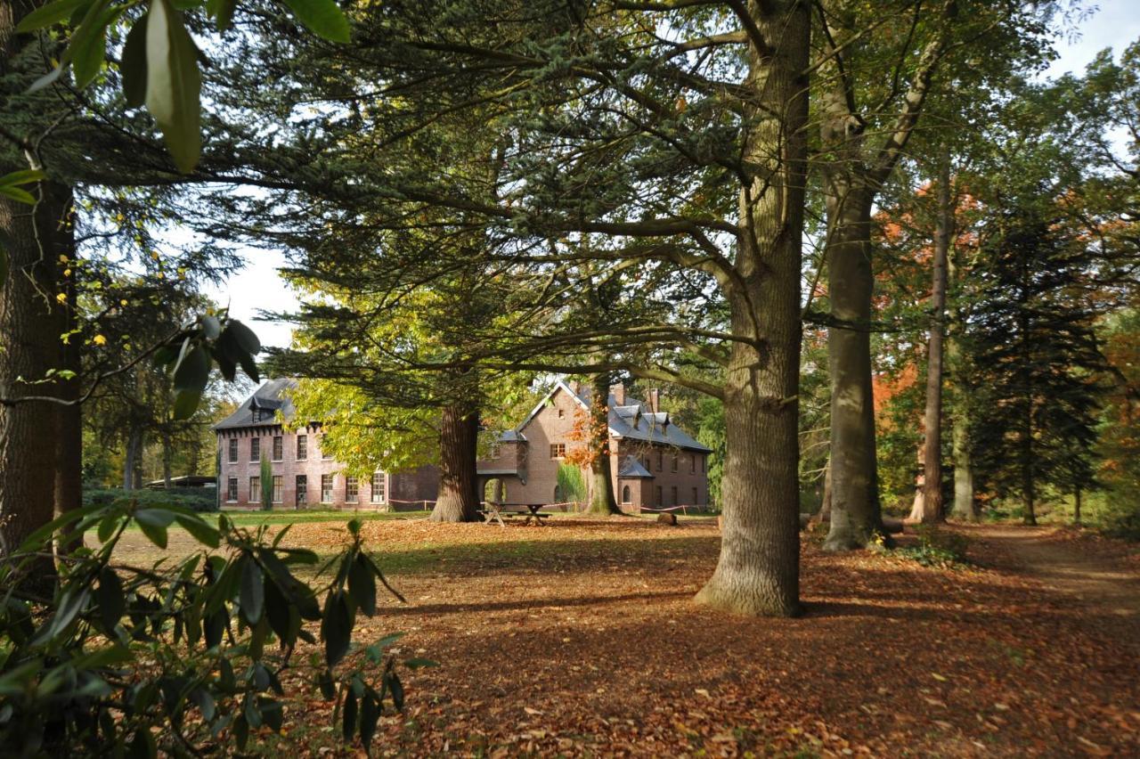 Het Domherenhuis Heusden-Zolder Buitenkant foto